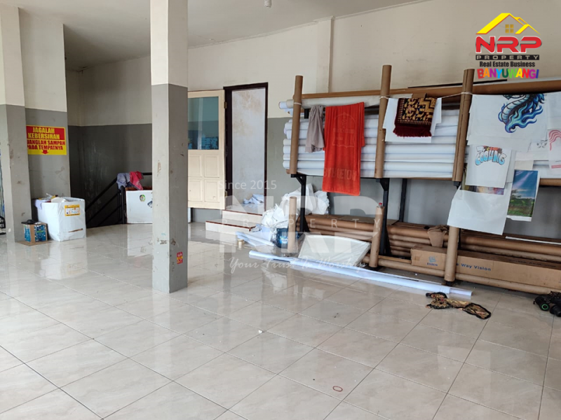 Dijual Ruko 2 Lantai Prospek di tepi Jl. Kolonel Sugiono - Banyuwangi  Dijual Ruko 2 Lantai Prospek di tepi Jl. Kolonel Sugiono - Banyuwangi  Dijual Ruko 2 Lantai Prospek di tepi Jl. Kolonel Sugiono - Banyuwangi&nbsp;
Terletak di Area Bisnis Aktif dan sangat Cocok Untuk Toko, Kantor, Resto NRP BANYUWANGI