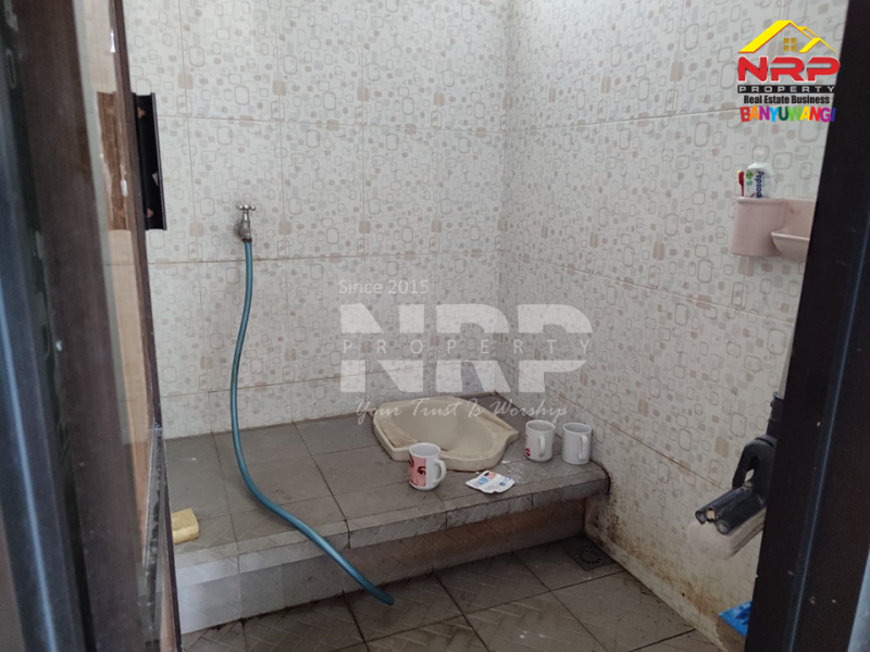 Dijual Ruko 2 Lantai Prospek di tepi Jl. Kolonel Sugiono - Banyuwangi  Dijual Ruko 2 Lantai Prospek di tepi Jl. Kolonel Sugiono - Banyuwangi  Dijual Ruko 2 Lantai Prospek di tepi Jl. Kolonel Sugiono - Banyuwangi&nbsp;
Terletak di Area Bisnis Aktif dan sangat Cocok Untuk Toko, Kantor, Resto NRP BANYUWANGI