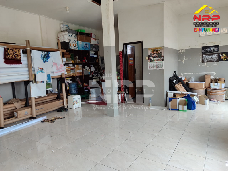 Dijual Ruko 2 Lantai Prospek di tepi Jl. Kolonel Sugiono - Banyuwangi  Dijual Ruko 2 Lantai Prospek di tepi Jl. Kolonel Sugiono - Banyuwangi  Dijual Ruko 2 Lantai Prospek di tepi Jl. Kolonel Sugiono - Banyuwangi&nbsp;
Terletak di Area Bisnis Aktif dan sangat Cocok Untuk Toko, Kantor, Resto NRP BANYUWANGI