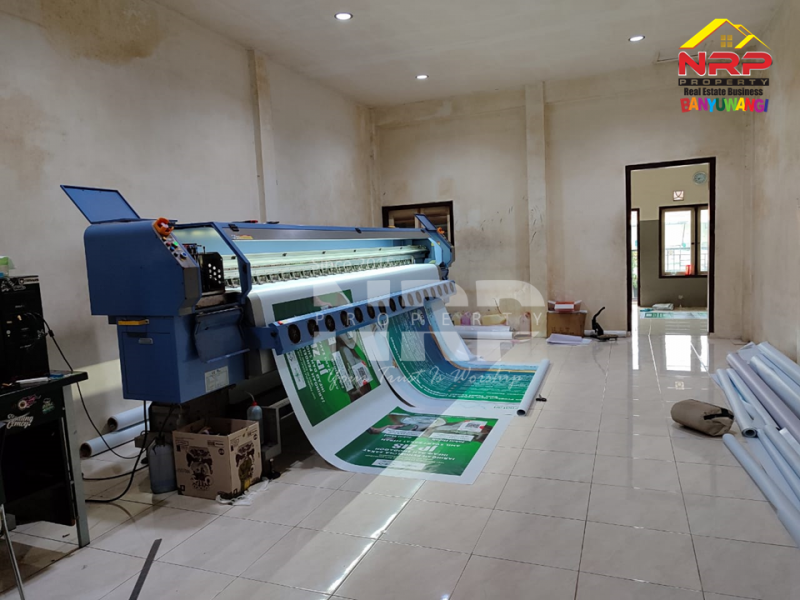 Dijual Ruko 2 Lantai Prospek di tepi Jl. Kolonel Sugiono - Banyuwangi  Dijual Ruko 2 Lantai Prospek di tepi Jl. Kolonel Sugiono - Banyuwangi  Dijual Ruko 2 Lantai Prospek di tepi Jl. Kolonel Sugiono - Banyuwangi&nbsp;
Terletak di Area Bisnis Aktif dan sangat Cocok Untuk Toko, Kantor, Resto NRP BANYUWANGI