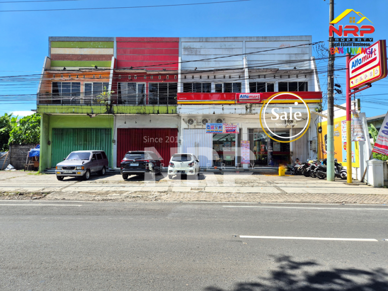 Dijual Ruko 2 Lantai Sangat strategis di tepi Jl. PB Sudirman - Jember Dijual Ruko 2 Lantai Sangat strategis di tepi Jl. PB Sudirman - Jember Dijual Ruko 2 Lantai Sangat strategis di tepi Jl. PB Sudirman - Jember&nbsp;
Dekat stasiun, Dekat dengan Kampus UNEJ, Kawasan ramai cocok untuk jenis NRP BANYUWANGI