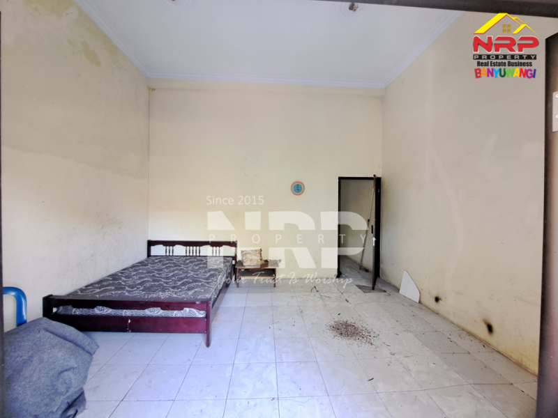 Dijual Ruko 2 Lantai Strategis di Sobo Pusat Kota Banyuwangi Dijual Ruko 2 Lantai Strategis di Sobo Pusat Kota Banyuwangi Dijual Ruko 2 Lantai Strategis di Sobo Pusat Kota Banyuwangi
Lokasi terletak di Ruas Jalan Utama Kota Banyuwangi
Lingkungan Kantor Dinas Pemerintahan, NRP BANYUWANGI