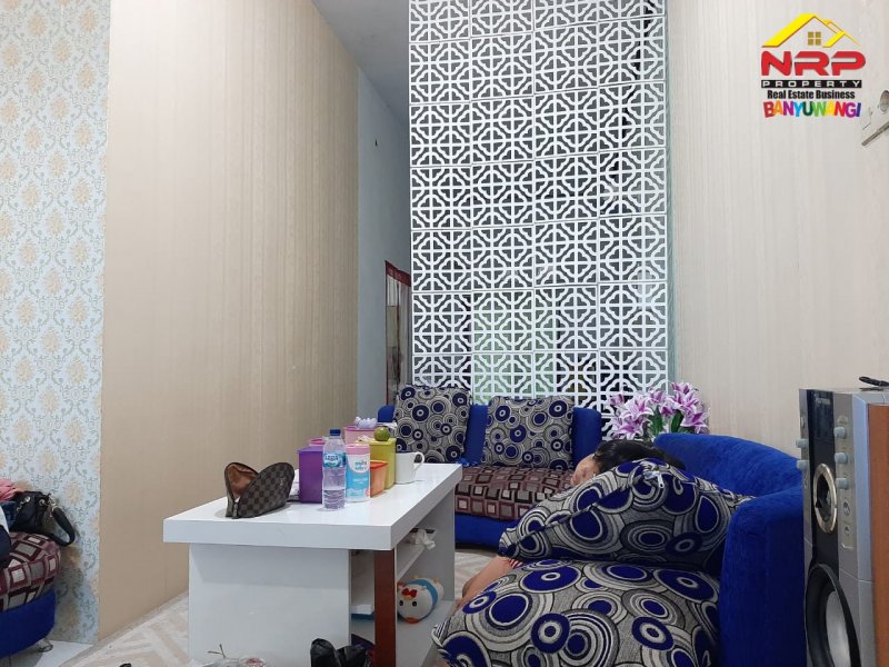 Dijual Ruko 2 Lantai Strategis di Tepi Jalan MT. HARYONO - Banyuwangi Dijual Ruko 2 Lantai Strategis di Tepi Jalan MT. HARYONO - Banyuwangi Dijual Ruko 2 Lantai Strategis di Tepi Jalan MT. HARYONO - Banyuwangi
Terletak di Area Bisnis Aktif dan sangat Cocok Untuk Ruang Usaha Bisnis Celuler, Butik, NRP BANYUWANGI