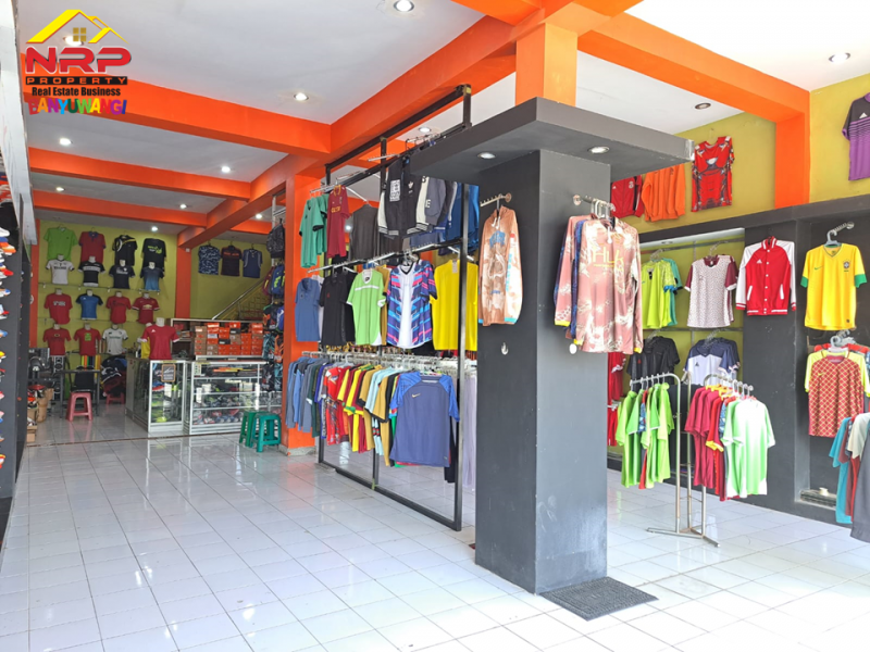 Dijual Ruko 2 Lantai Strategis ditepi Jl. Brigjen Katamso - Banyuwangi Dijual Ruko 2 Lantai Strategis ditepi Jl. Brigjen Katamso - Banyuwangi Dijual Ruko 2 Lantai Strategis ditepi Jl. Brigjen Katamso - Banyuwangi&nbsp;
Depan Kantor BNI Banyuwangi. Terletak di Area Bisnis Aktif, Cocok untuk rumah NRP BANYUWANGI