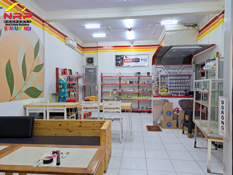 Dijual Ruko 3 Lantai di Selatan Kampus Untag- Banyuwangi Dijual Ruko 3 Lantai di Selatan Kampus Untag- Banyuwangi Dijual Ruko 3 Lantai di Selatan Kampus Untag- Banyuwangi
Lokasi Sangat Strategis Cocok untuk investasi pasive Income
Terletak di Area Kampus, Pertokoan, NRP BANYUWANGI