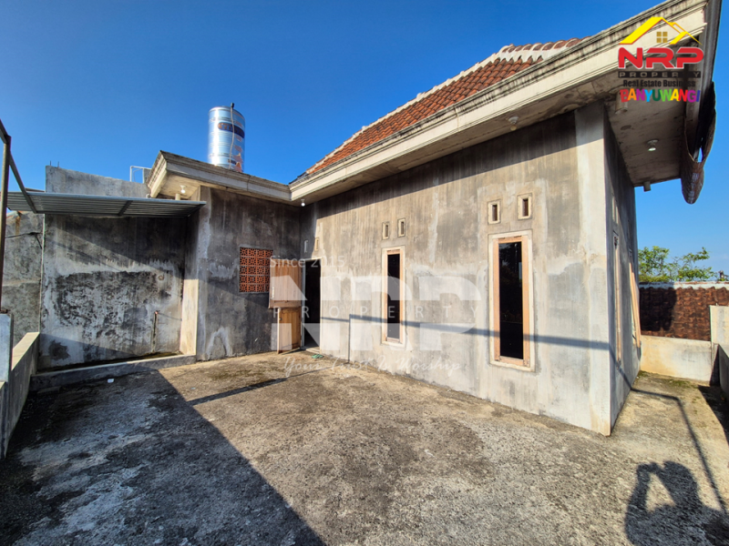 Dijual Ruko dan Rumah 2 Lantai di Desa Gitik, Rogojampi - Banyuwangi  Dijual Ruko dan Rumah 2 Lantai di Desa Gitik, Rogojampi - Banyuwangi  Dijual Ruko dan Rumah 2 Lantai di Desa Gitik, Rogojampi - Banyuwangi&nbsp;
Punya bisnis usaha di desa, kenapa tidak!! ruko ini bisa jadi pilihan terbaik
Ruko NRP BANYUWANGI