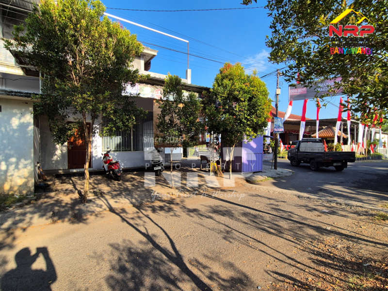 Dijual Ruko dan Rumah 2 Lantai di Desa Gitik, Rogojampi - Banyuwangi  Dijual Ruko dan Rumah 2 Lantai di Desa Gitik, Rogojampi - Banyuwangi  Dijual Ruko dan Rumah 2 Lantai di Desa Gitik, Rogojampi - Banyuwangi&nbsp;
Punya bisnis usaha di desa, kenapa tidak!! ruko ini bisa jadi pilihan terbaik
Ruko NRP BANYUWANGI