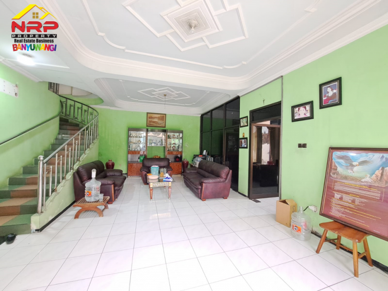 Dijual Ruko dan Rumah Strategis Di Tepi Jalan Brawijaya Banyuwangi Dijual Ruko dan Rumah Strategis Di Tepi Jalan Brawijaya Banyuwangi Dijual Ruko dan Rumah Strategis Di Tepi Jalan Brawijaya Banyuwangi
Ex. Dealer Honday Banyuwangi, Lokasi Di Ruas Jalan Double W Brawijaya. Berada di Depan SPBU NRP BANYUWANGI