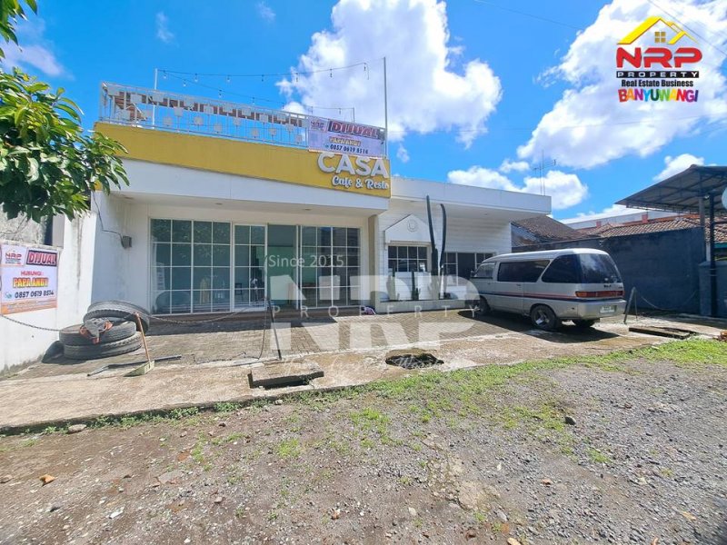 Dijual Ruko Excafe di tepi Jalan Rogojampi - Banyuwangi  Dijual Ruko Excafe di tepi Jalan Rogojampi - Banyuwangi  Dijual Ruko Excafe di tepi Jalan Rogojampi - Banyuwangi&nbsp;
Cocok untuk studio foto, butik, cafe, dll&nbsp;

Luas Tanah : 355 M2 SHM
Luas Bangunan : 200 NRP BANYUWANGI