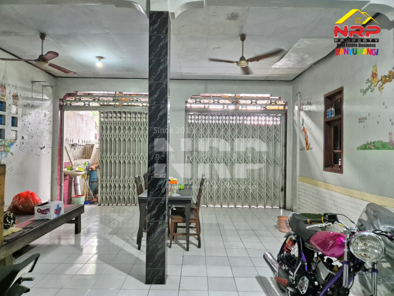 Dijual Ruko Hook Prospek di Depan Olimart Farly Ketapang Banyuwangi  Dijual Ruko Hook Prospek di Depan Olimart Farly Ketapang Banyuwangi  Dijual Ruko Hook Prospek di Depan Olimart Farly Ketapang Banyuwangi&nbsp;
Ruko prospek yang terletak di area Bisnis Aktif Pelabuhan penyebrangan NRP BANYUWANGI