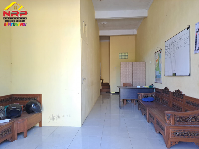 Dijual Ruko Murah 2 Lantai dekat SATPAS POLRESTA Banyuwangi Dijual Ruko Murah 2 Lantai dekat SATPAS POLRESTA Banyuwangi Dijual Ruko Murah 2 Lantai dekat SATPAS POLRESTA Banyuwangi
Lingkungan Padat Penduduk sangat cocok untuk ruang usaha maupun Kantor
Akses jalan utama Jl. NRP BANYUWANGI