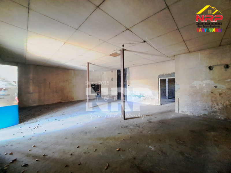 Dijual Ruko Murah di jalur komersial Lateng -Banyuwangi  Dijual Ruko Murah di jalur komersial Lateng -Banyuwangi  Dijual Ruko Murah di jalur komersial Lateng -Banyuwangi&nbsp;
Potensi pertumbuhan bisnis yang menjanjikan.&nbsp;
Lokasi mudah dikenali dan diakses oleh NRP BANYUWANGI