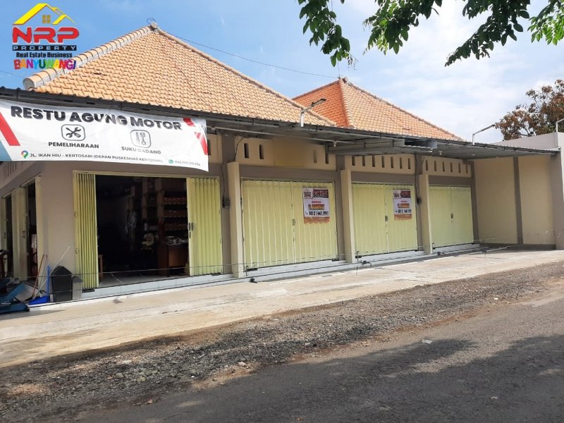 Dijual Ruko Murah Strategis di Jln. Ikan Hiu - Kertosari, Banyuwangi  Dijual Ruko Strategis di Jln. Ikan Hiu - Kertosari, Banyuwangi  Dijual Ruko Strategis di Jln. Ikan Hiu - Kertosari, Banyuwangi
Terletak di kawasan bisnis aktif, ramai dan padat penduduk. Akses 100 Meter dari Jln. Kolonel NRP BANYUWANGI
