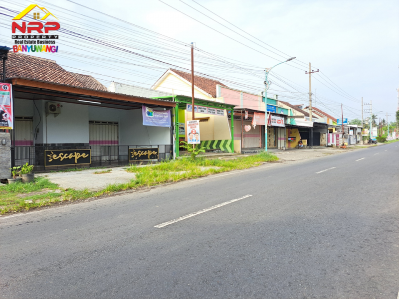 Dijual Ruko Murah Strategis Tepi Jl. Blimbingsari - Rogojampi  Dijual Ruko Murah Strategis Tepi Jl. Blimbingsari - Rogojampi  Dijual Ruko Murah Strategis Tepi Jl. Blimbingsari - Rogojampi&nbsp;
Jl. Depan Aspal, Belakang Jl. Perumahan.&nbsp;
Cocok untuk hunian, toko sembako, butik, NRP BANYUWANGI