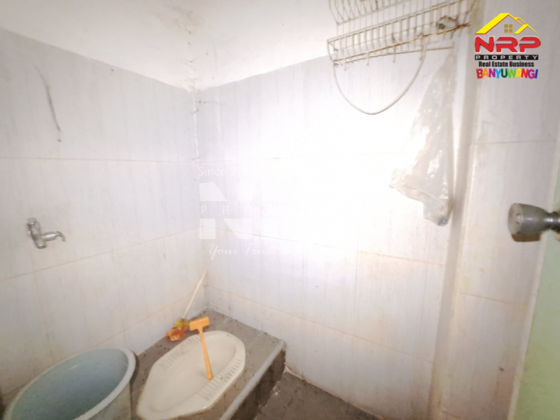 Dijual Ruko Murah Strategis Tepi Jl. Blimbingsari - Rogojampi  Dijual Ruko Murah Strategis Tepi Jl. Blimbingsari - Rogojampi  Dijual Ruko Murah Strategis Tepi Jl. Blimbingsari - Rogojampi&nbsp;
Jl. Depan Aspal, Belakang Jl. Perumahan.&nbsp;
Cocok untuk hunian, toko sembako, butik, NRP BANYUWANGI