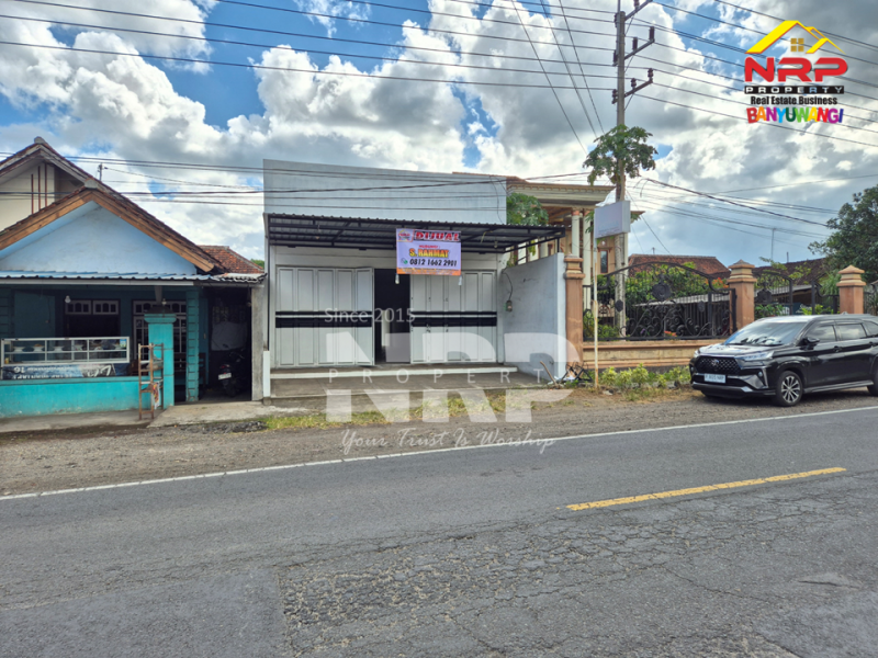 Dijual Ruko Potensial di Jajag - Banyuwangi  Dijual Ruko Potensial di Jajag - Banyuwangi  Dijual Ruko Potensial di Jajag - Banyuwangi&nbsp;
Terletak di area Jajag yang terus berkembang, cocok untuk toko, butik, apotik, klinik dll.&nbsp;

Luas NRP BANYUWANGI
