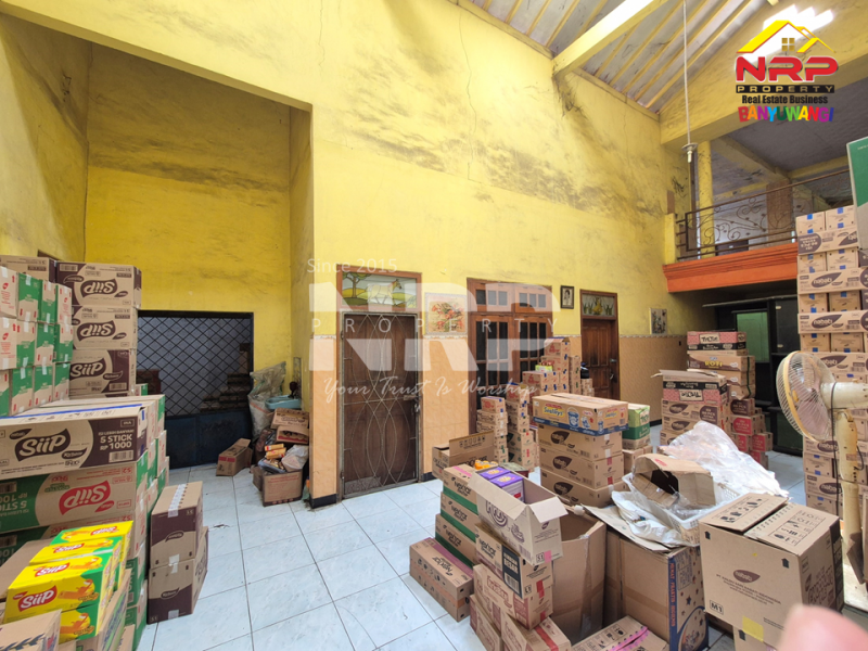 DIJUAL RUKO PROSPEK DI ROGOJAMPI. Lokasi yang tepat selalu jadi kunci usaha yang bertahan lama. DIJUAL RUKO PROSPEK DI ROGOJAMPI. Lokasi yang tepat selalu jadi kunci usaha yang bertahan lama. DIJUAL RUKO PROSPEK DI ROGOJAMPI. Lokasi yang tepat selalu jadi kunci usaha yang bertahan lama.
Ruko ini berada di kawasan Rogojampi, area dengan aktivitas NRP BANYUWANGI