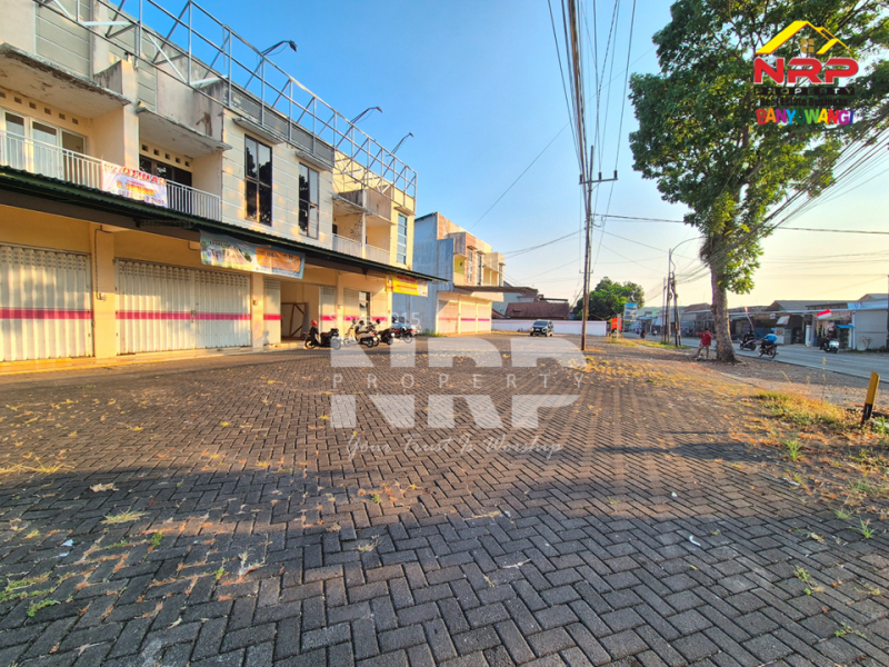 DIJUAL Ruko Ready 3 Ruko Siap Pakai di Benculuk - Banyuwangi  DIJUAL RUKO MURAH BANGET DI BENCULUK CLURING BANYUWANGI DIJUAL/DISEWAKAN Ready 3 Ruko Siap Pakai di Benculuk - Banyuwangi&nbsp;
Peluang usaha di pusat bisnis Benculuk, Dekat dengan pasar benculuk, Dekat dengan NRP BANYUWANGI