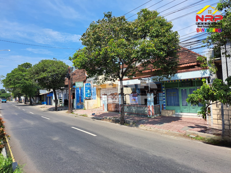 Dijual Ruko & Rumah Hook tepi di Jl. S. Parman - Banyuwangi Dijual Ruko & Rumah Hook tepi di Jl. S. Parman - Banyuwangi Dijual Ruko & Rumah Hook tepi di Jl. S. Parman - Banyuwangi
Ruko terletak di Pusat Bisnis Kota Banyuwangi.&nbsp;
Cocok Untuk Hunian, Toko, Kantor atau NRP BANYUWANGI
