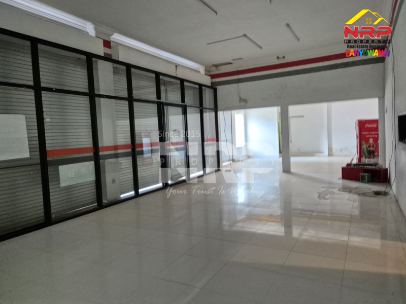 Dijual Ruko Sangat Murah di Kalipuro Asri - Banyuwangi   Dijual Ruko Sangat Murah di Kalipuro Asri - Banyuwangi   Dijual Ruko Sangat Murah di Kalipuro Asri - Banyuwangi&nbsp;&nbsp;
Lokasi sangat strategis di kawasan Perumnas Banyuwangi
50 meter dari Jl. Joyoboyo - NRP BANYUWANGI