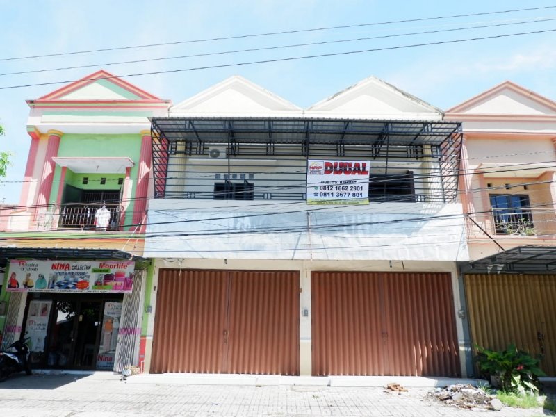 Dijual Ruko Startegis di 0 Jalan Kepiting - Banyuwangi Dijual Ruko Startegis di 0 Jalan Kepiting - Banyuwangi Dijual Ruko Startegis di 0 Jalan Kepiting - Banyuwangi. Lokasi Ruko di Area&nbsp; Pertokoan Produktif Cocok Untuk Ruang Usaha. Dekat Fasilitas Pendidilan, NRP BANYUWANGI
