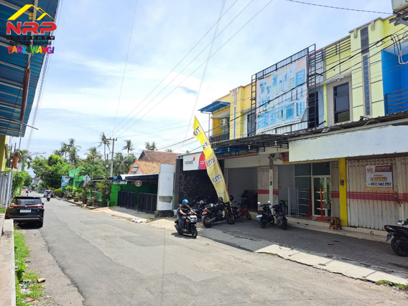 Dijual Ruko Strategis 2 Lantai di Simpang 4 Jalan Kepiting, Sobo - Banyuwangi  Dijual Ruko Strategis 2 Lantai di Simpang 4 Jalan Kepiting, Sobo - Banyuwangi  Dijual Ruko Strategis 2 Lantai di Simpang 4 Jalan Kepiting, Sobo - Banyuwangi&nbsp;
Terletak dikawasan sentra bisnis dan kuliner, pendidikan, dan NRP BANYUWANGI