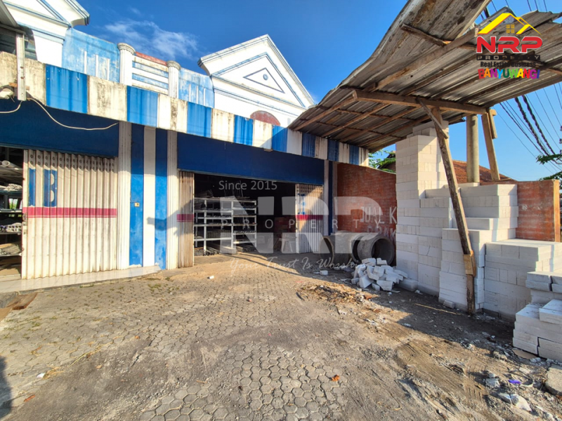 Dijual Ruko Strategis dan Luas tepi  Jalan Raden Wijaya - Banyuwangi  Dijual Ruko Strategis dan Luas tepi  Jalan Raden Wijaya - Banyuwangi  Dijual Ruko Strategis dan Luas tepi&nbsp; Jalan Raden Wijaya - Banyuwangi&nbsp;
Lokasi di tepi Jl Provinsi, kawasan ruko dan gudang.&nbsp;
Cocok untuk NRP BANYUWANGI