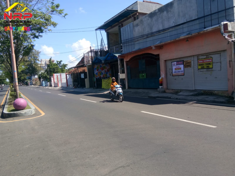 Dijual RUKO Strategis di 0 KM Jln. Yos Sudarso No. 65  - Banyuwangi Dijual RUKO Strategis di 0 KM Jln. Yos Sudarso No. 65  - Banyuwangi Dijual RUKO Strategis di 0 KM Jln. Yos Sudarso No. 65&nbsp; - Banyuwangi
Sangat Cocok untuk ruang usaha toko, waralaba, Ekspedisi, Bengkel , Showrom dll. 50 NRP BANYUWANGI