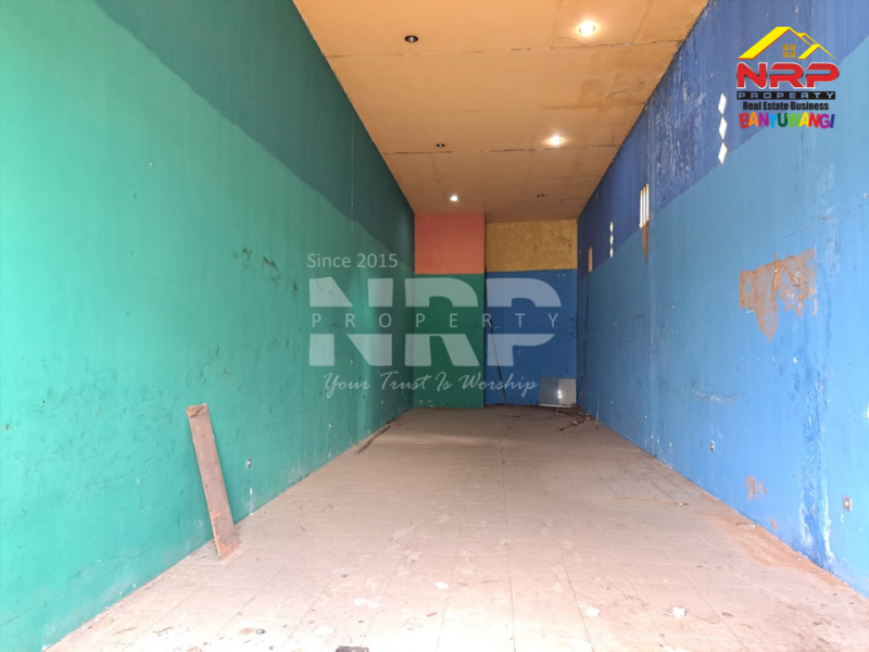 Dijual Ruko Strategis ditepi Jl. Rogojampi - Banyuwangi  Dijual Ruko Strategis ditepi Jl. Rogojampi - Banyuwangi  Dijual Ruko Strategis ditepi Jl. Rogojampi - Banyuwangi&nbsp;
Berada di Kawasan Bisnis dan Pertokoan Pasar Rogojampi
Sangat cocok untuk Kantor, Ekspedisi, NRP BANYUWANGI