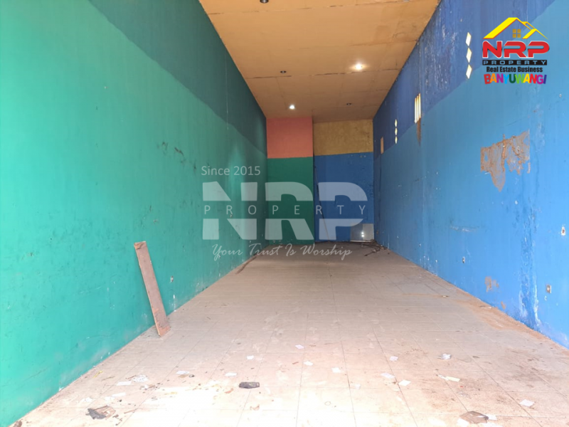 Dijual Ruko Strategis ditepi Jl. Rogojampi - Banyuwangi  Dijual Ruko Strategis ditepi Jl. Rogojampi - Banyuwangi  Dijual Ruko Strategis ditepi Jl. Rogojampi - Banyuwangi&nbsp;
Berada di Kawasan Bisnis dan Pertokoan Pasar Rogojampi
Sangat cocok untuk Kantor, Ekspedisi, NRP BANYUWANGI