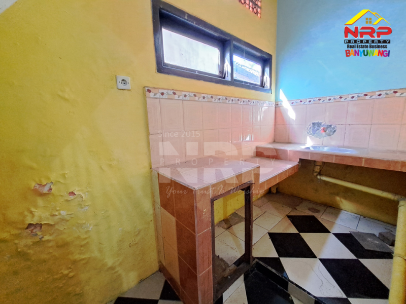 Dijual Rumah 1,5 Lantai di Perum. Sukowidi - Banyuwangi  Dijual rumah 200 jutaan di banyuwangi  Dijual Rumah 1,5 Lantai di Perum. Sukowidi - Banyuwangi&nbsp;
Berada di sebelah Hotel Ilira Banyuwangi. Akes Jl. Yos Sudarso, Klatak - NRP BANYUWANGI