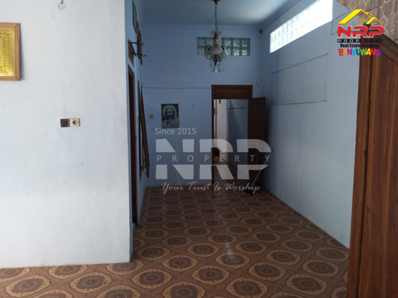 Dijual Rumah 1,5 Lantai di tepi Jl. Gatot Subroto, Bulusan - Banyuwangi  Dijual Rumah 1,5 Lantai di tepi Jl. Gatot Subroto, Bulusan - Banyuwangi  Dijual Rumah 1,5 Lantai di tepi Jl. Gatot Subroto, Bulusan - Banyuwangi&nbsp;
Hunian yang bisa juga digunakan untuk ruang usaha. Cocok banget untuk kamu yang NRP BANYUWANGI