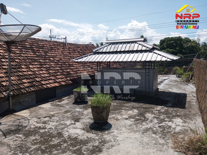 Dijual Rumah 1,5 Lantai di tepi Jl. Gatot Subroto, Bulusan - Banyuwangi  Dijual Rumah 1,5 Lantai di tepi Jl. Gatot Subroto, Bulusan - Banyuwangi  Dijual Rumah 1,5 Lantai di tepi Jl. Gatot Subroto, Bulusan - Banyuwangi&nbsp;
Hunian yang bisa juga digunakan untuk ruang usaha. Cocok banget untuk kamu yang NRP BANYUWANGI