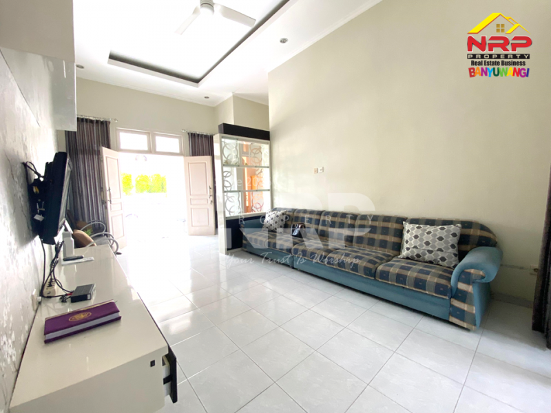 Dijual Rumah 1,5 Lantai Siap Huni di Gardenia Estate Banyuwangi Dijual Rumah 1,5 Lantai Siap Huni di Gardenia Estate Banyuwangi Dijual Rumah 1,5 Lantai Siap Huni di Gardenia Estate Banyuwangi
Hunian Elit Pusat Kota Dengan Lingkungan Aman, Nyaman dan Asri.&nbsp;
Dengan nilai investasi NRP BANYUWANGI