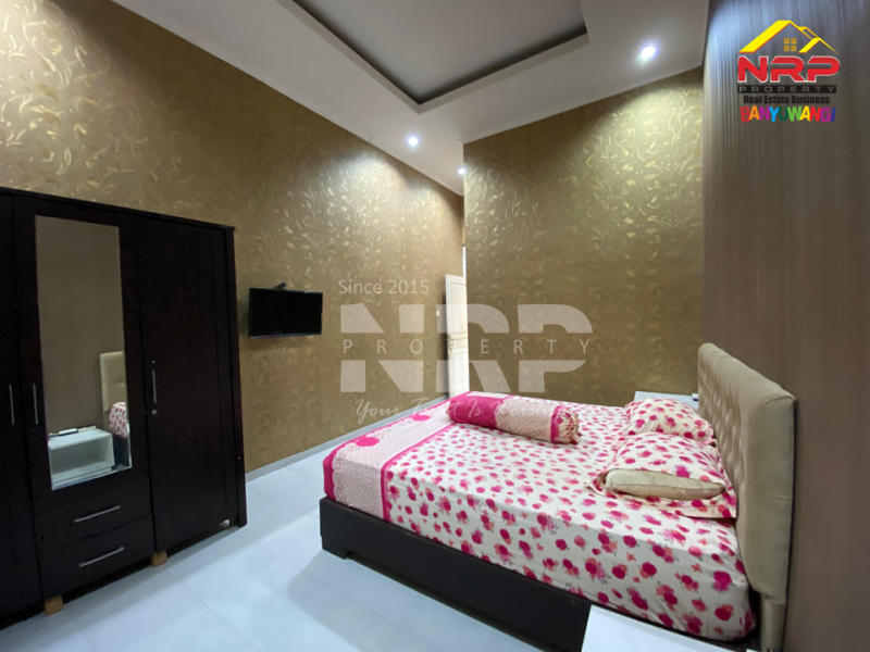 Dijual Rumah 1,5 Lantai Siap Huni di Gardenia Estate Banyuwangi Dijual Rumah 1,5 Lantai Siap Huni di Gardenia Estate Banyuwangi Dijual Rumah 1,5 Lantai Siap Huni di Gardenia Estate Banyuwangi
Hunian Elit Pusat Kota Dengan Lingkungan Aman, Nyaman dan Asri.&nbsp;
Dengan nilai investasi NRP BANYUWANGI