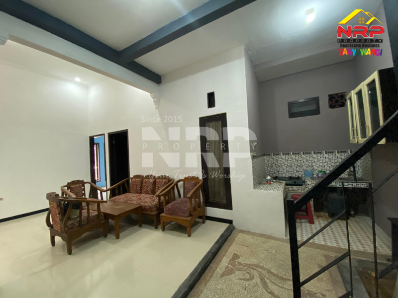 Dijual Rumah 1,5 lantai Siap Huni di Kawasan Perumahan di Kebalenan - Banyuwangi Dijual rumah murah di perum elit banyuwangi  Dijual Rumah 1,5 lantai Siap Huni di Kawasan Perumahan di Kebalenan - Banyuwangi
Perumahan Exclusive Pusat Kota dengan Lingkungan Aman dan Nyaman
Keamanan 24 NRP BANYUWANGI