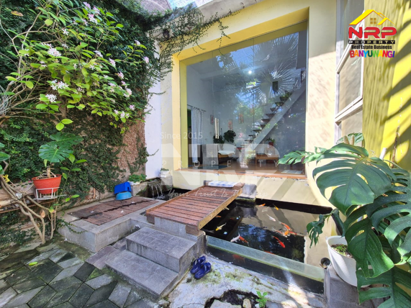 Dijual Rumah 2 Kavling Dengan Konsep Green Home di Perum. Kalirejo - Banyuwangi  Dijual Rumah 2 Kavling Dengan Konsep Green Home di Perum. Kalirejo - Banyuwangi  Dijual Rumah 2 Kavling Dengan Konsep Green Home di Perum. Kalirejo - Banyuwangi&nbsp;
Kavling Barat 2 Lantai Sudah dag dan siap naik 2 lantai&nbsp;
Lokasi NRP BANYUWANGI