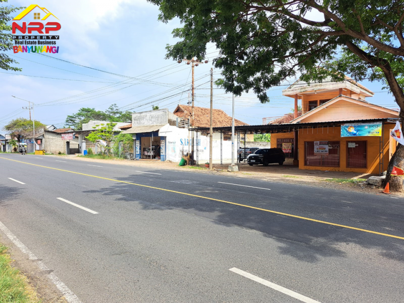 Dijual Rumah 2 Lantai dan Ruang Usaha di tepi Jl. Kedayunan- Banyuwangi  Dijual Rumah 2 Lantai dan Ruang Usaha di tepi Jl. Kedayunan- Banyuwangi  Dijual Rumah 2 Lantai dan Ruang Usaha di tepi Jl. Kedayunan- Banyuwangi&nbsp;
Dekat dengan RTH Kedayunan , Dekat dengan Banyuwangi Theme Park dan Kawasan NRP BANYUWANGI