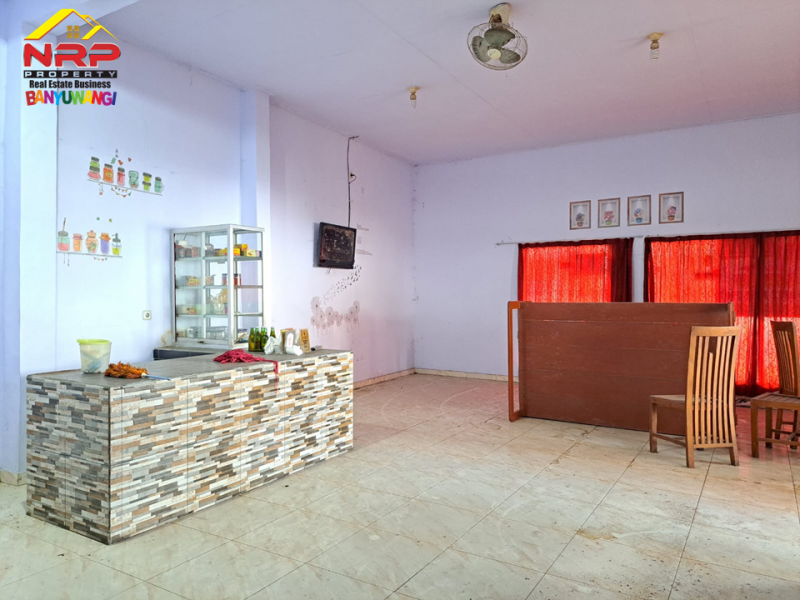 Dijual Rumah 2 Lantai dan Ruang Usaha di tepi Jl. Kedayunan- Banyuwangi  Dijual Rumah 2 Lantai dan Ruang Usaha di tepi Jl. Kedayunan- Banyuwangi  Dijual Rumah 2 Lantai dan Ruang Usaha di tepi Jl. Kedayunan- Banyuwangi&nbsp;
Dekat dengan RTH Kedayunan , Dekat dengan Banyuwangi Theme Park dan Kawasan NRP BANYUWANGI