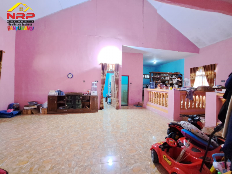 Dijual Rumah 2 Lantai dan Ruang Usaha di tepi Jl. Kedayunan- Banyuwangi  Dijual Rumah 2 Lantai dan Ruang Usaha di tepi Jl. Kedayunan- Banyuwangi  Dijual Rumah 2 Lantai dan Ruang Usaha di tepi Jl. Kedayunan- Banyuwangi&nbsp;
Dekat dengan RTH Kedayunan , Dekat dengan Banyuwangi Theme Park dan Kawasan NRP BANYUWANGI