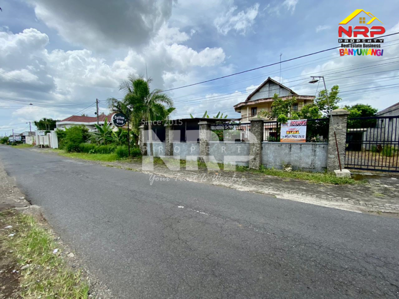 Dijual Rumah 2 Lantai di Genteng Banyuwangi Dijual Rumah 2 Lantai di Genteng Banyuwangi Dijual Rumah 2 Lantai di Genteng Banyuwangi
Suasana desa yang sejuk, akses mudah, dan lingkungan ramah.
Hunian nyaman untuk yang suka ketenangan NRP BANYUWANGI
