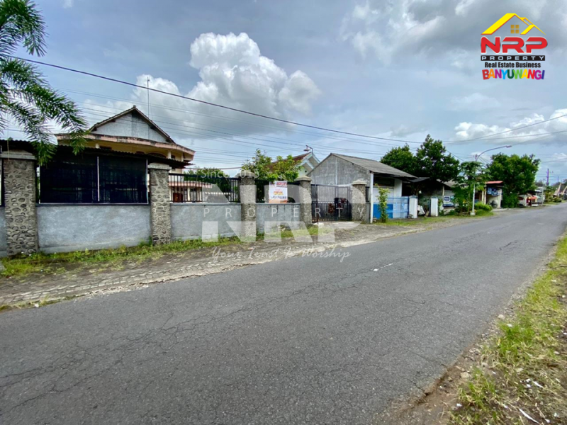 Dijual Rumah 2 Lantai di Genteng Banyuwangi Dijual Rumah 2 Lantai di Genteng Banyuwangi Dijual Rumah 2 Lantai di Genteng Banyuwangi
Suasana desa yang sejuk, akses mudah, dan lingkungan ramah.
Hunian nyaman untuk yang suka ketenangan NRP BANYUWANGI