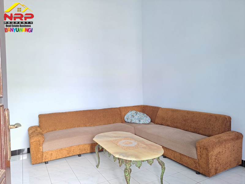 Dijual  Rumah 2 Lantai di Jln. Pajajaran  - Banyuwangi Dijual  Rumah 2 Lantai di Jln. Pajajaran  - Banyuwangi Dijual&nbsp; Rumah 2 Lantai di Jln. Pajajaran&nbsp; - Banyuwangi
Lokasi berada di Pusat Kota Banyuwangi
Dekat dengan Faslitas Pendidikan, Perbelanjaan dan NRP BANYUWANGI