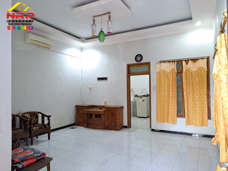 Dijual Rumah 2 Lantai di Perum. Brawijaya Residance - Banyuwangi Dijual Rumah 2 Lantai di Perum. Brawijaya Residance - Banyuwangi Dijual Rumah 2 Lantai di Perum. Brawijaya Residance - Banyuwangi
Lingkungan aman, nyaman dan asri&nbsp; dengan akses one get sistem.&nbsp;
Dekat dengan NRP BANYUWANGI