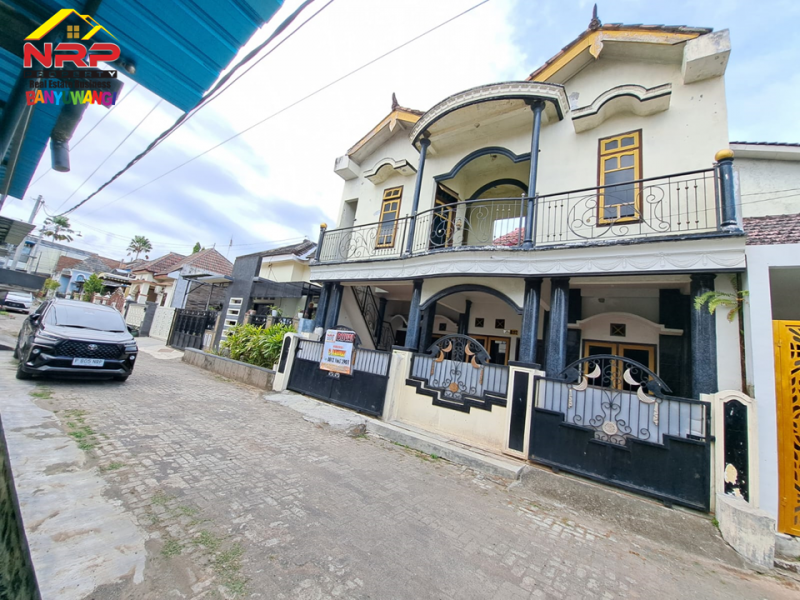 Dijual Rumah 2 Lantai di Perum. Brawijaya Residance - Banyuwangi Dijual Rumah 2 Lantai di Perum. Brawijaya Residance - Banyuwangi Dijual Rumah 2 Lantai di Perum. Brawijaya Residance - Banyuwangi
Lingkungan aman, nyaman dan asri&nbsp; dengan akses one get sistem.&nbsp;
Dekat dengan NRP BANYUWANGI