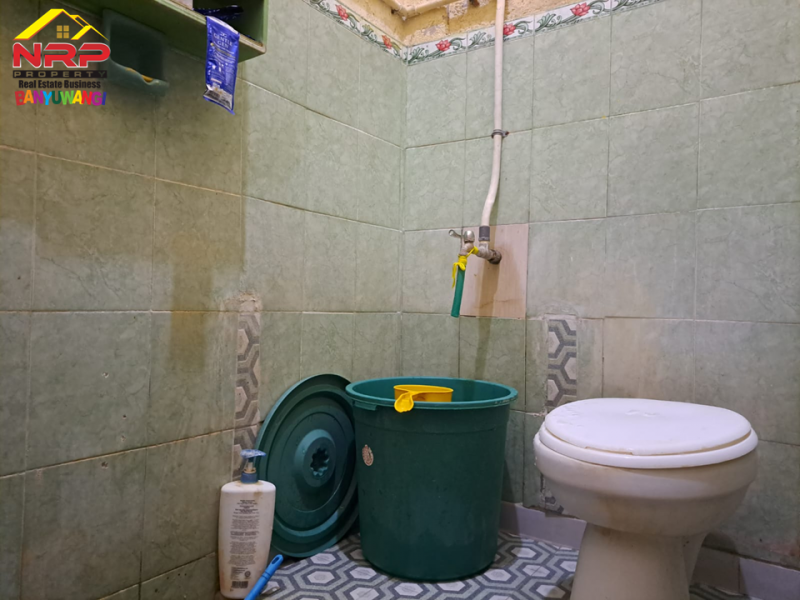 Dijual Rumah 2 Lantai di Perum. Persada , Kertosari - Banyuwangi  Dijual Rumah 2 Lantai di Perum. Persada , Kertosari - Banyuwangi  Dijual Rumah 2 Lantai di Perum. Persada , Kertosari - Banyuwangi&nbsp;
Hunian Minimalis berada di Pusat Kota Banyuwangi&nbsp;
Dekat dengan centra bisnis dan NRP BANYUWANGI