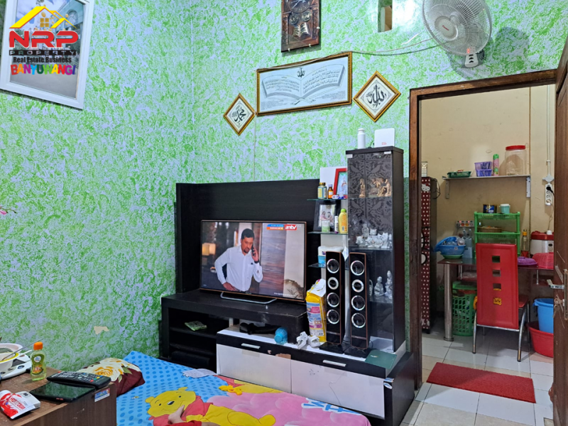 Dijual Rumah 2 Lantai di Perum. Persada , Kertosari - Banyuwangi  Dijual Rumah 2 Lantai di Perum. Persada , Kertosari - Banyuwangi  Dijual Rumah 2 Lantai di Perum. Persada , Kertosari - Banyuwangi&nbsp;
Hunian Minimalis berada di Pusat Kota Banyuwangi&nbsp;
Dekat dengan centra bisnis dan NRP BANYUWANGI