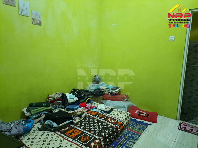Dijual Rumah 2 Lantai ditepi Jl.Blimbingsari - Banyuwangi  Dijual Rumah 2 Lantai ditepi Jl.Blimbingsari - Banyuwangi  Dijual Rumah 2 Lantai ditepi Jl.Blimbingsari - Banyuwangi&nbsp;
500 meter dari Pantai Blimbingsari, Bisa jadi untuk hunian, toko dll&nbsp;

LT/LB : 140/140 NRP BANYUWANGI
