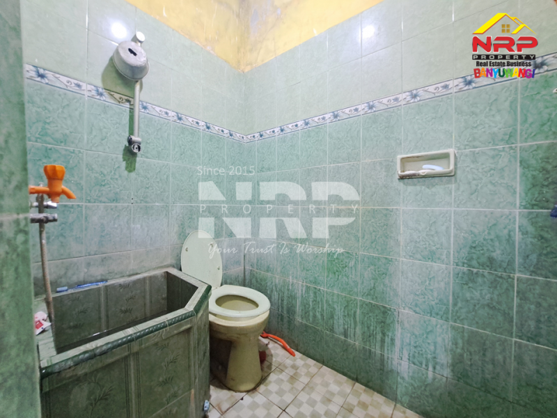 Dijual Rumah 2 Lantai Hook di Belakang Stadion Diponegoro Banyuwangi Dijual Rumah 2 Lantai Hook di Belakang Stadion Diponegoro Banyuwangi Dijual Rumah 2 Lantai Hook di Belakang Stadion Diponegoro Banyuwangi
Lokasi Sangat Strategis&nbsp; di Pusat Kota Banyuwangi. Posisi hook jarang ada!!

Luas NRP BANYUWANGI