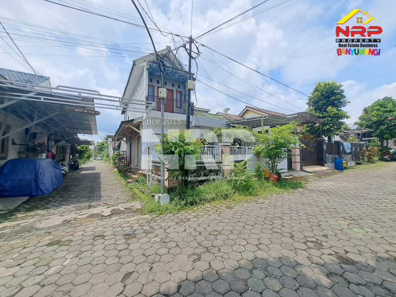Dijual Rumah 2 Lantai Hook di Belakang Stadion Diponegoro Banyuwangi Dijual Rumah 2 Lantai Hook di Belakang Stadion Diponegoro Banyuwangi Dijual Rumah 2 Lantai Hook di Belakang Stadion Diponegoro Banyuwangi
Lokasi Sangat Strategis&nbsp; di Pusat Kota Banyuwangi. Posisi hook jarang ada!!

Luas NRP BANYUWANGI